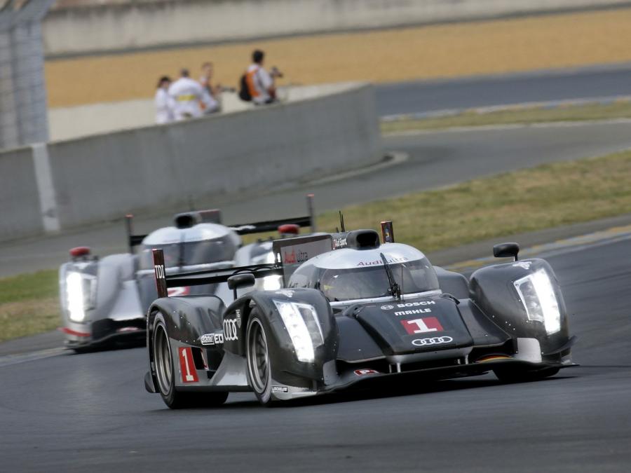  Audi R18 TDI 2011 года  (фото 51 из 77)